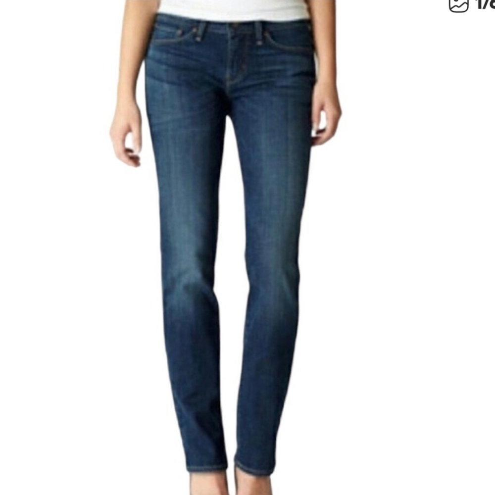 Levi's Women's Demi Curve Straight Leg Jeans 31 Waist 32 Length